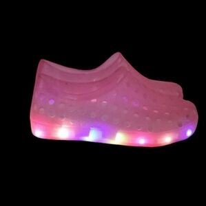 Light Up Childrens‎ Shoe Pink